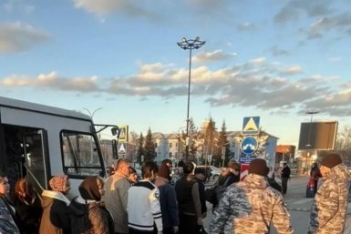 120 мигрантов-нарушителей сопроводили из Приангарья до границы за месяц Пресс-служба ГУФССП России по Иркутской области