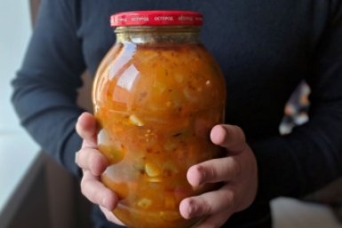 Шашлык и огурцы под защитой: дачница отсудила свои видеорецепты