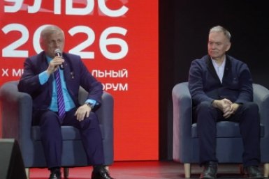 Космонавт Борисенко призвал якутскую молодёжь идти к мечте Фото Айталины Аргуновой, пресс-служба Дома дружбы народов