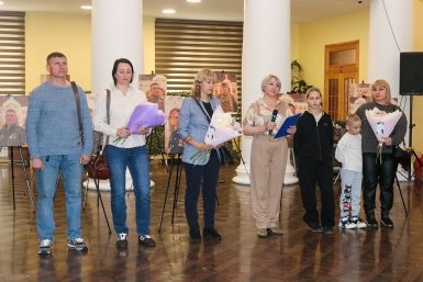 В Находке открылась выставка портретов героев СВО &quotСвои. Находка&quot пресс-служба администрации НГО