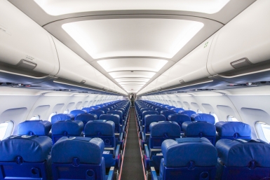 Пассажир самолета пошутил о бомбе и получил два года колонии