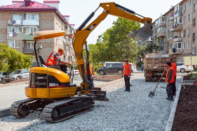"Пробкам — бой": новую схему движения внедряют на проблемной дороге в столице ДФО