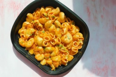 Смешала сливки с 2 видами сыра и чесноком - и дети съедают всё до последней макаронины и просят добавки