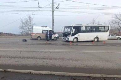 Один человек погиб и 11 получили травмы в ДТП в Иркутске и районе