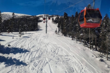 Экстремалов в Бурятии предупредили о лавинах на Даван-Гоуджекит