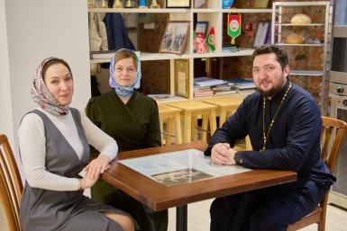 Отец Иоанн благословил сотрудниц &quotВладхлеба&quot на поездку за святой водой в Дивеево Дмитрий Осипчук, ИА PrimaMedia