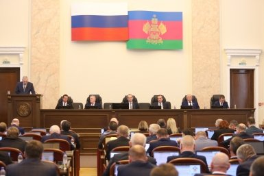 Март стал месяцем сильных решений во власти и экономике - политнеделя на Кубани