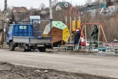 Депутаты думы решают острые вопросы иркутян при содействии администрации