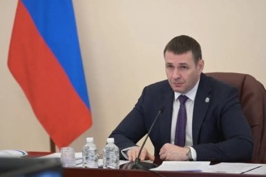 Дмитрий Демешин поручил рассмотреть поступившие на прямую линию обращения в течение месяца Вячеслав Реутов