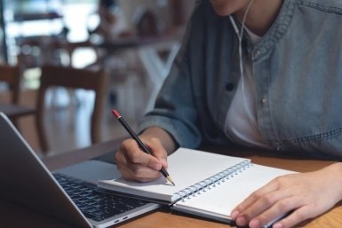 Тематическое фото ПАО &quotМТС&quot