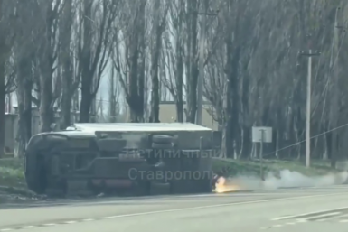 О серьёзном ДТП с обрывом линии электропередачи сообщают очевидцы в Ставрополе