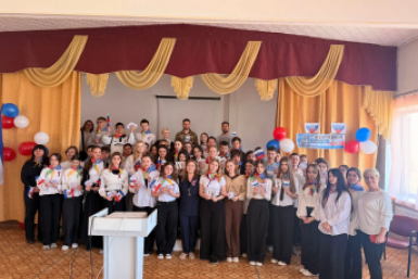 Фильм о вечных ценностях, созданный ветераном СВО, показали школьникам в Крыму