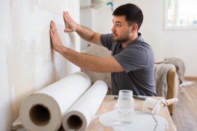 Как легко и быстро поклеить обои самому - без швов, стыков и пузырьков