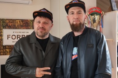 Роман Гриценко (слева) и Петр Карсункин (справа) Анна Маринец, ИА UssurMedia