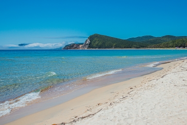 Та же Турция, но в России и дешевле - 3 курорта с пляжем, куда все едут на майские