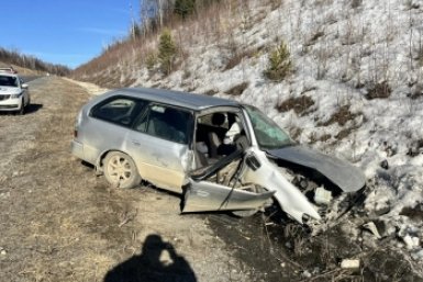 В Бурятии водитель травмировался в раскуроченной "Тойоте"
