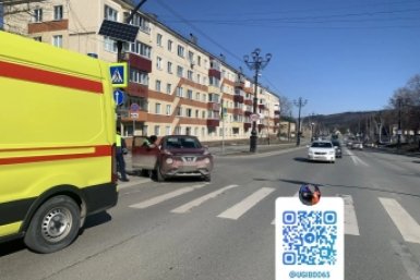 Иномарка сбила пожилую женщину на пешеходном переходе в Южно-Сахалинске