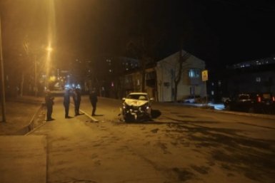 Во Владивостоке мотоциклист пострадал из-за водителя с семью штрафами за год