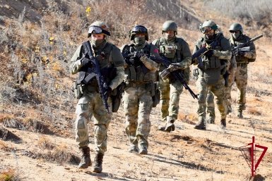 Бойцы СОБР &quotАльтаир&quot удостоены государственных наград управление Росгвардии по Амурской области