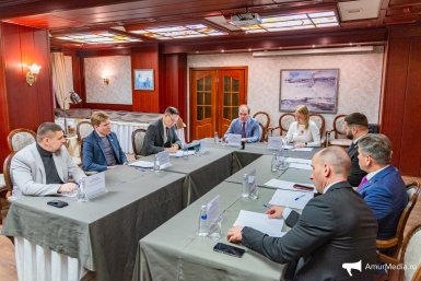 Муниципальную реформу и будущее местного самоуправление обсудили на &quotДеловом клубе&quot ИА AmurMedia Евдокия Сорокина, ИА AmurMedia