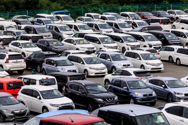 Семь машин подорожали, три стали доступнее