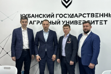 Зарядку с чемпионами и разговор о патриотизме провели в КубГАУ