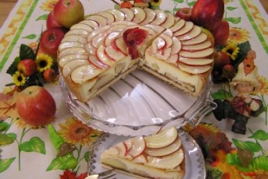 Шарлотка идет мимо: новый яблочный пирог из Сербии - тесто "невидимое"