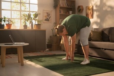 Зарядка из СССР: 5 упражнений для тех, кому за 50