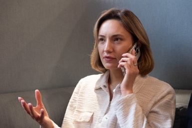 Виртуальный помощник в телефоне научился распознавать голоса роботов и дипфейки пресс-служба МегаФона