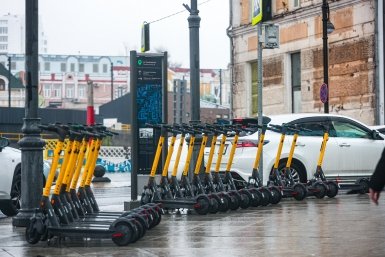 Единые штрафы за детей на электросамокатах предложили ввести в России