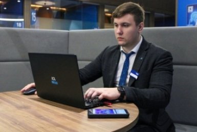 ВТБ: объем выдачи потребительских кредитов в марте вырос на четверть