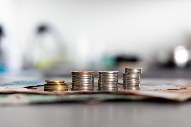 Опрос ВТБ: 72% россиян готовы выбрать один банк ради дополнительных выгод