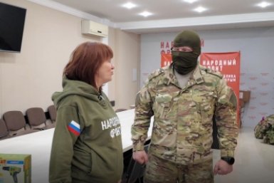 От генераторов до детских писем продолжают доставлять бойцам из Крыма