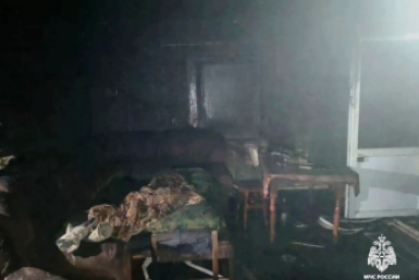 В Бурятии пенсионер пострадал при пожаре в двухэтажном доме из-за курения