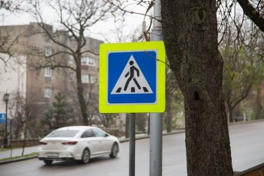 Дорожные знаки очистили от рекламы и граффити в девяти округах Подмосковья