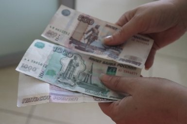 Работников предупредили, что аванс в мае будет меньше обычного