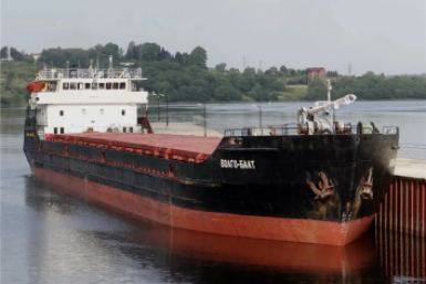 Экологическая катастрофа в море: на затонувшем сухогрузе до 100 тонн топлива