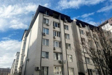 После атаки БПЛА в Новороссийске осматривают 25 поврежденных домов