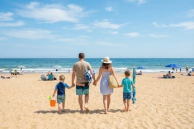 15 идей для семейного отпуска, от которых у детей загорятся глаза, а у родителей — не опустеет кошелек