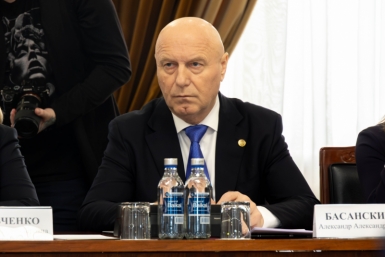 Александр Басанский: Важно, что запуск ЛЭП и санатория &quotТалая&quot - на особом контроле Юрия Трутнева и Сергея Носова Источник