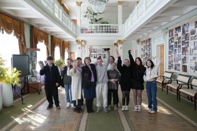 Студенты МПТ посетили выставку &quotКосмос всегда мечта&quot в драмтеатре ММДТ