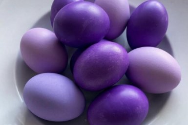 Мои пасхальные яйца хоть на выставку - крашу 1 овощем и 1 специей