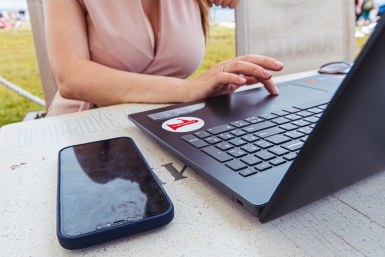 Родителей могут перевести на удаленную работу во время каникул детей