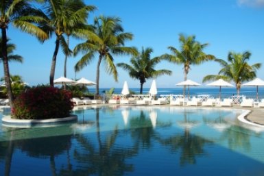 Забудьте про Сочи: названы 7 пляжных стран, где сервис лучше, а цены — ниже