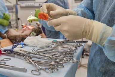 Почти 1800 операций по эндопротезированию суставов выполнили в Крыму