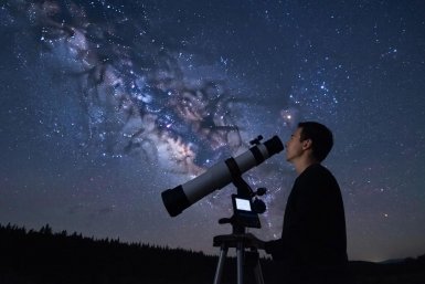 Натиск Тельцов, хрупкость Раков и азарт Стрельцов: подробный гороскоп на 10 апреля