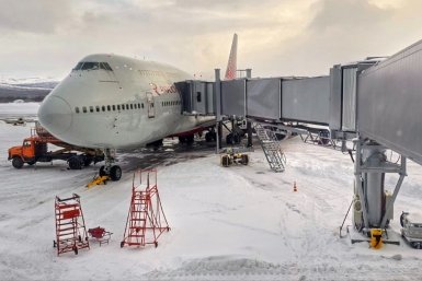 Прокуратура контролирует соблюдение прав пассажиров задержанных в Магадане рейсов