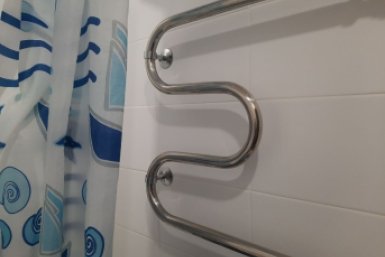 Полотенцесушитель можно заменить за счет УК при одном условии — эксперт по ЖКХ