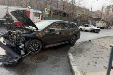 Водителя арестовали на 10 суток за отказ от алкотеста после аварии во Владивостоке