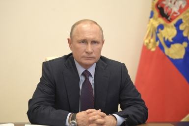 Путин поручил доработать систему возмещения ущерба жертвам телефонных мошенников